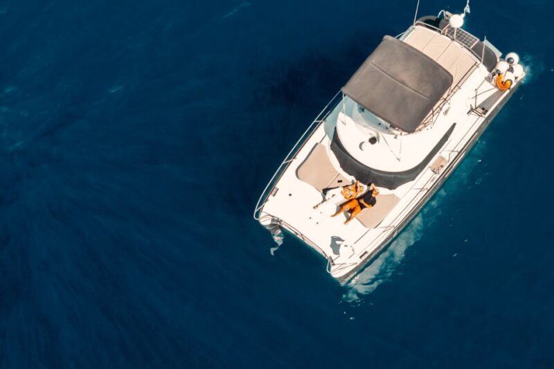 Santorini: Caldera Private Power Catamaran Cruise - FAQ