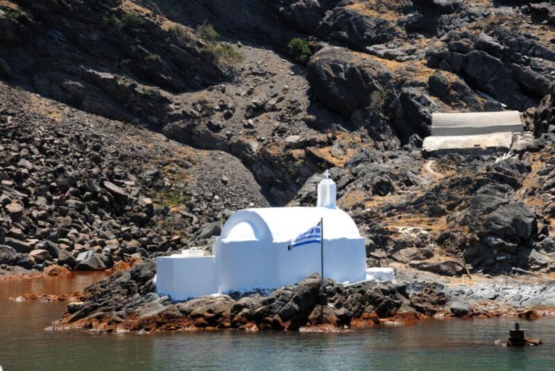 Santorini Caldera: Sunset Cruise with Dinner - Experience the Magic of Santorini with a Sunset Caldera Cruise and Dinner