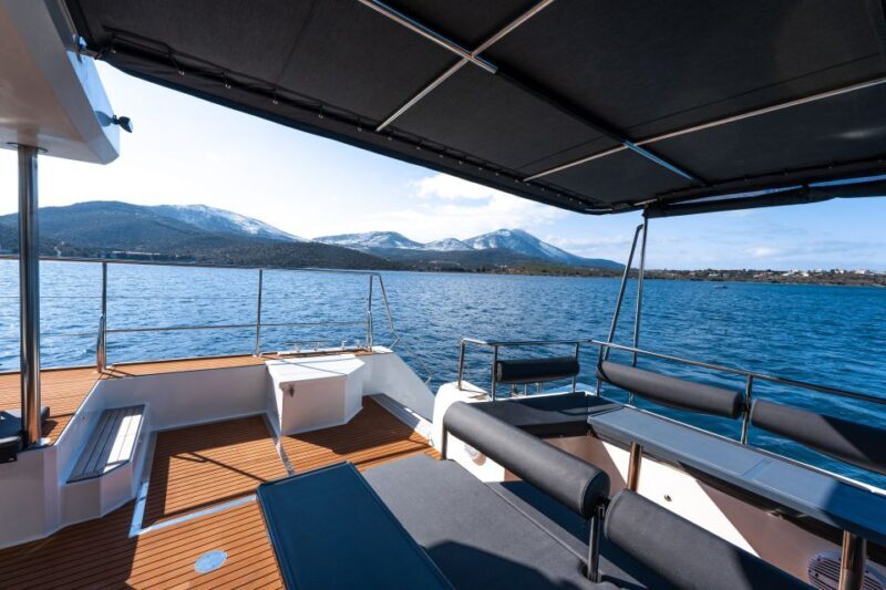 Santorini: Catamaran Caldera Cruise with Meal and Drinks - Experience the Best of Santorini on a Catamaran Caldera Cruise