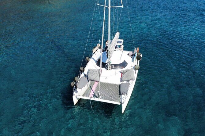 Santorini Catamaran Cruise  5-Hour Private Sailing Experience - An In-Depth Look at the Santorini Catamaran Cruise Experience