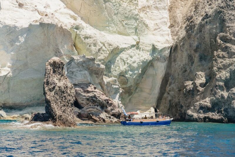 Santorini: Catamaran Tour with BBQ Dinner, Drinks, and Music - FAQ