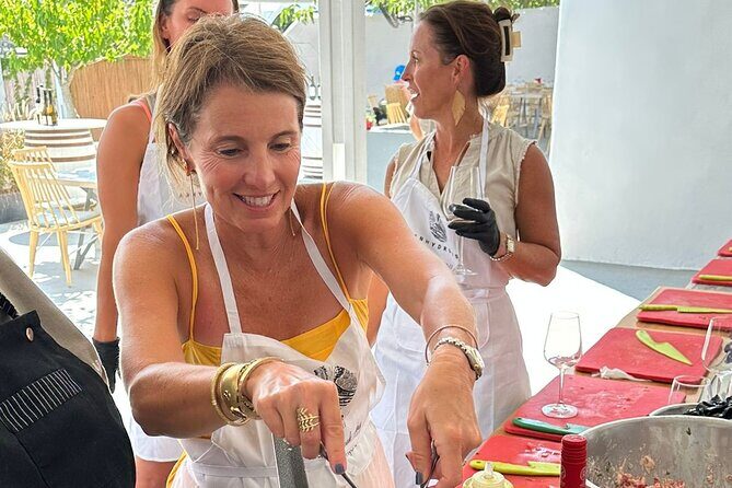 Santorini Cooking Class-2 Wineries: Special Honey Moon Experience - A Deep Dive into the Santorini Cooking & Wine Tour
