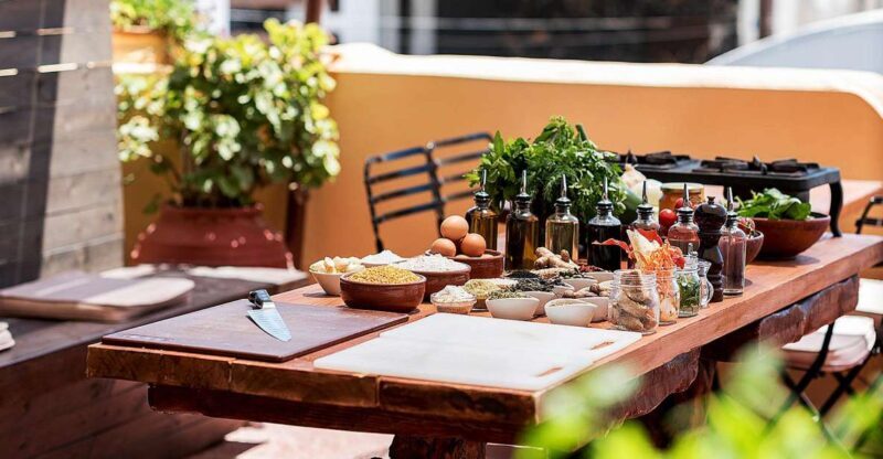 Santorini Cooking Class with Wine Tasting & Lunch - Key Points