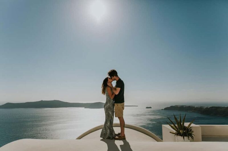 Santorini Couple Photography: Timeless Moments last forever - Discover Santorini Couple Photography: An In-Depth Review