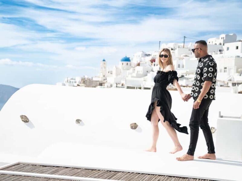 Santorini Couple Photoshooting - Analyzing the Value: Is It Worth It?