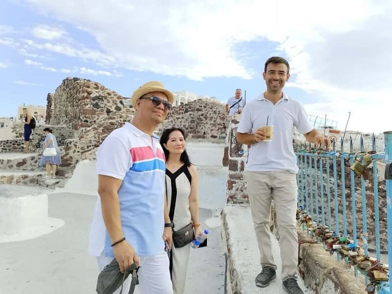 Santorini: Customizable Private Tour with a local Guide - Why Choose This Tour?