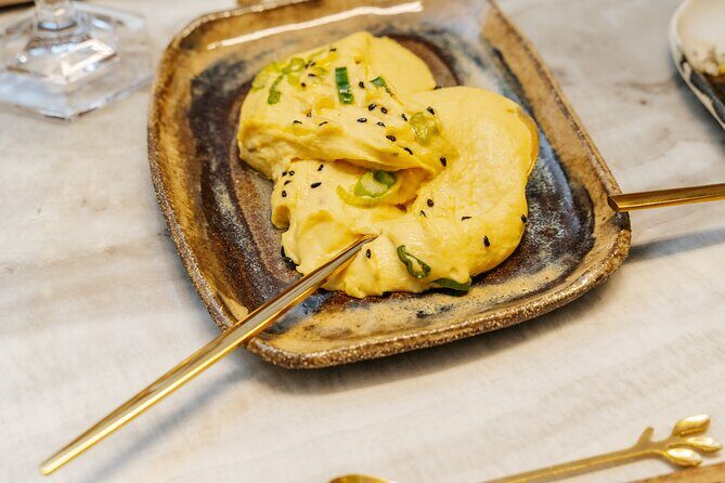 Santorini Dinner Class with Margarita in Athens - A Deep Dive into the Experience