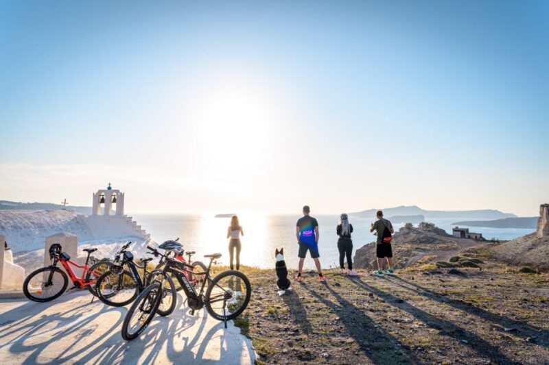 Santorini e-bike guided tours - Key Points