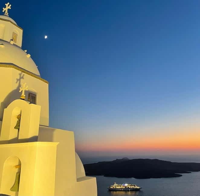 Santorini: Explore the Islands Beauty & Sunset Wine Tasting - Key Points