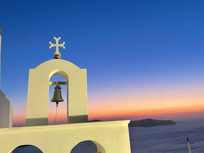 Santorini: Explore the Islands Beauty & Sunset Wine Tasting - Deep Dive into the Itinerary