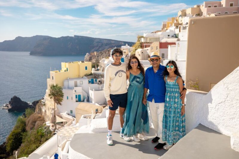 Santorini Family Photoshoot (Oia Village) - The Experience in Detail