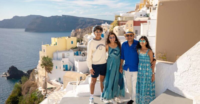 Santorini Family Photoshoot (Oia Village) - Why This Tour Works Well