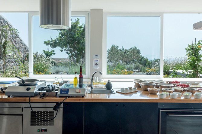 Santorini Farm-to-Table Cooking Class with a Local Chef, Christos - FAQ