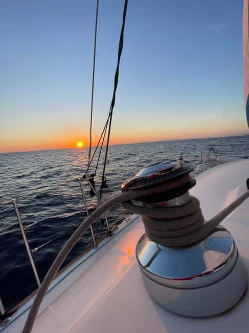 Santorini: Full-Day Catamaran Cruise, with Food|Drinks - The Experience: What You Can Expect