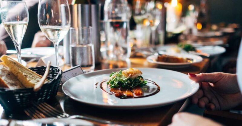 Santorini: Greek Cooking Class with Wine Tasting - Practical Details and Considerations