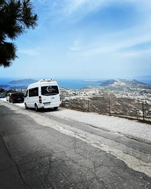Santorini highlights tour - Exploring Santorini with a Private Highlights Tour: An Authentic and Comfortable Journey