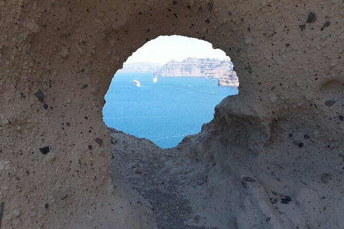 Santorini Highlights& Wine Tasting Private Tour - Exploring Santorini in a Nutshell: What to Expect