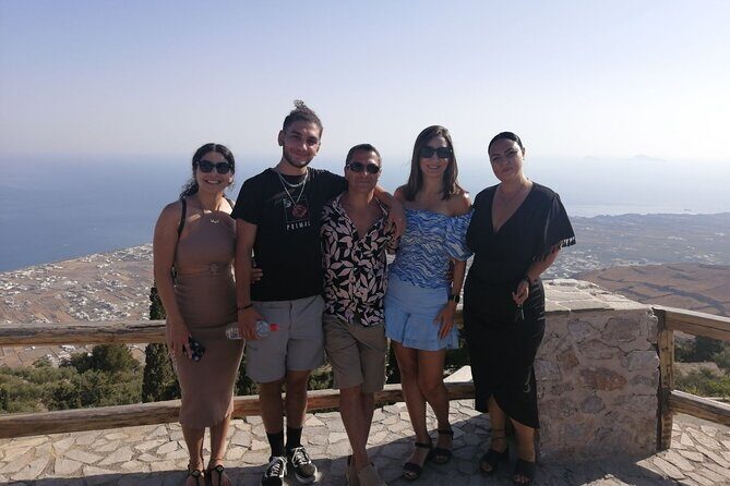 Santorini in a Day: Essential Highlights Tour - The Experience of the Guides