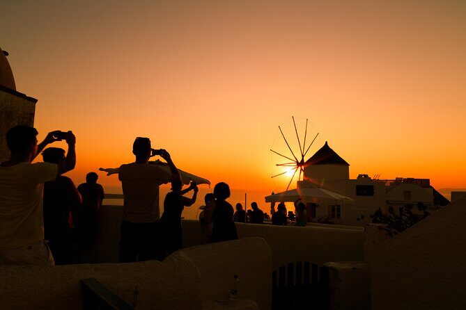 Santorini In One Day Bus Tour with Oia Sunset & optional Sailing - Who is this tour best for?