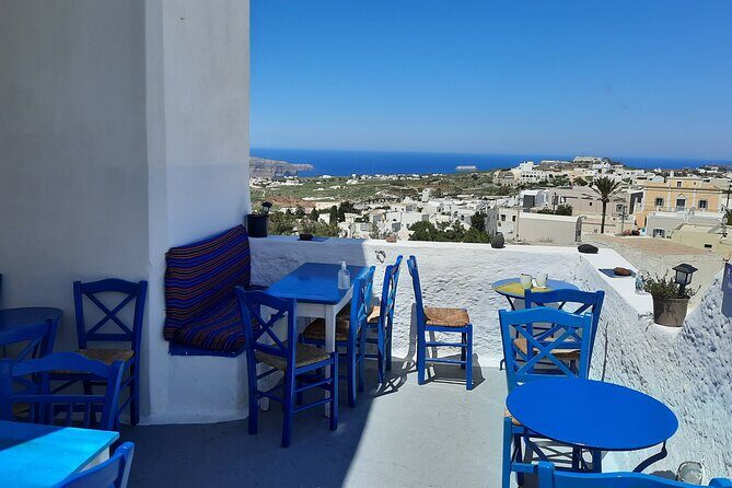 Santorini like a local: Discover local flavors by exploring the island! - Exploring Santorini Like a Local: A Deep Dive