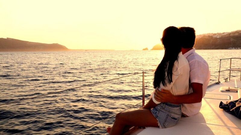 Santorini: Luxury Caldera Cruise with Full Greek Meal - Authenticity and Value