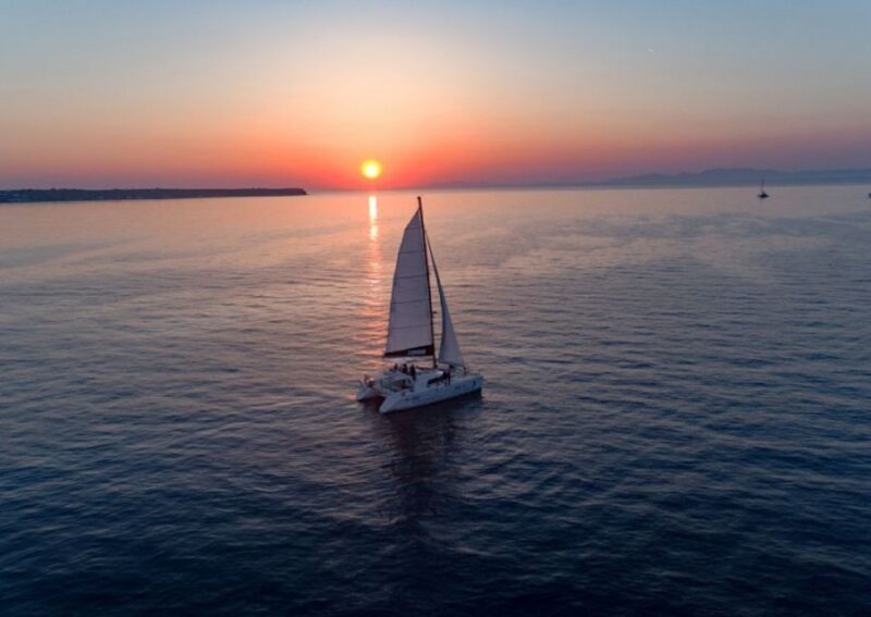 Santorini: Luxury Sunset Cruise with Dinner & Open Bar - FAQ