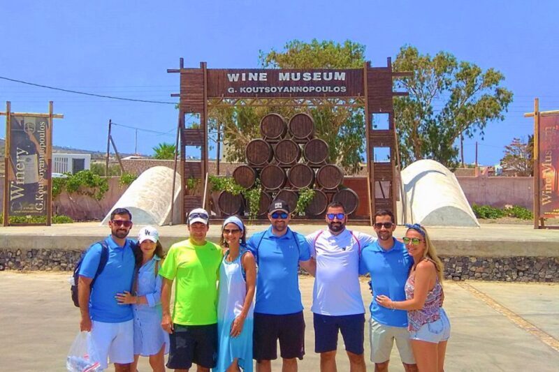 Santorini: Must-See Highlights Private Sightseeing Tour - Exploring Santorini in Depth: What You Can Expect