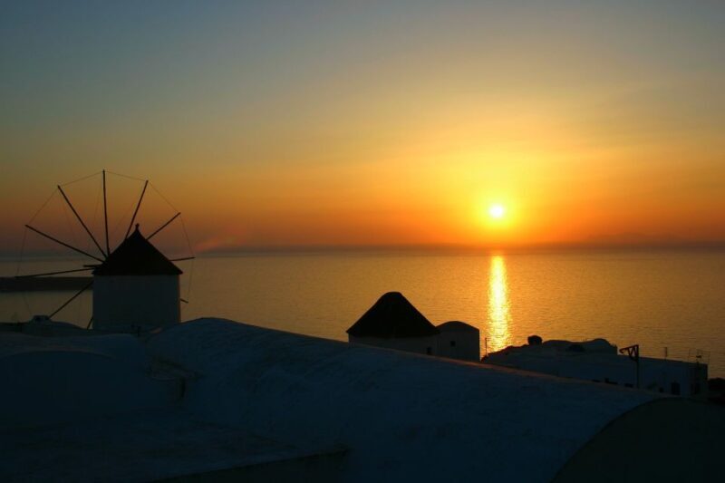 Santorini: Oia Cultural Highlights Sunset Walking Tour - Who Will Love This Tour?