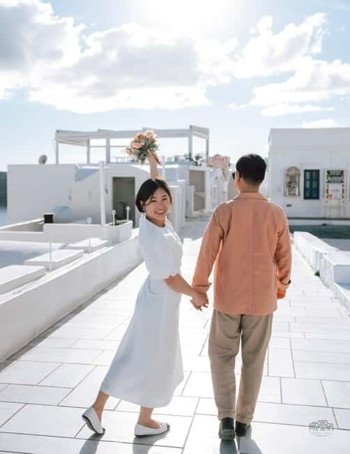 Santorini: Oia Private Couple Photoshoot with 35 Photos - Final Thoughts: Is It Worth It?