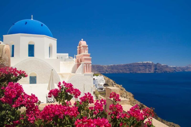 Santorini: Oia Walking Tour and Lighthouse Sunset with Wine - An In-Depth Look at the Santorini Small-Group Experience