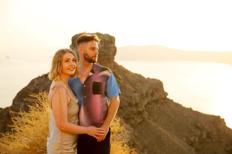 Santorini: Photo Shoot with a Private Vacation Photographer - Why a Private Photo Shoot in Santorini Is Worth Considering