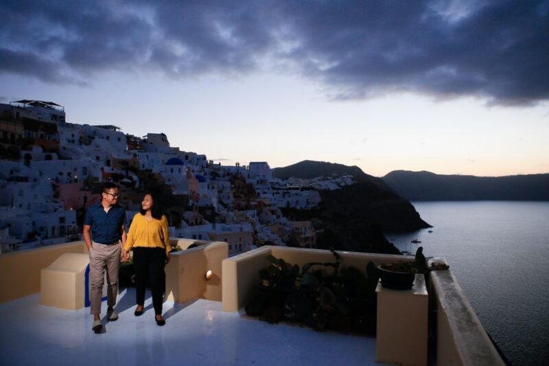 Santorini: Photo Shoot with a Private Vacation Photographer - FAQs