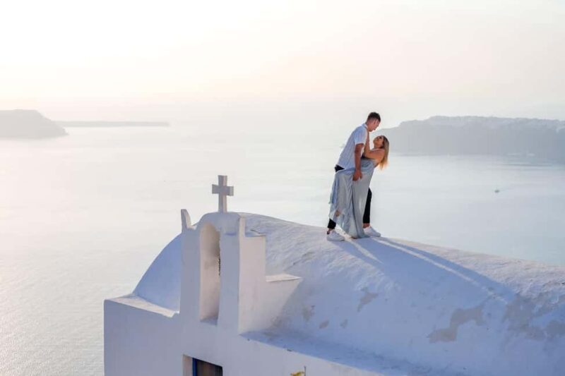 Santorini Photoshoot: Imerovigli or Fira - Exploring the Experience in Detail