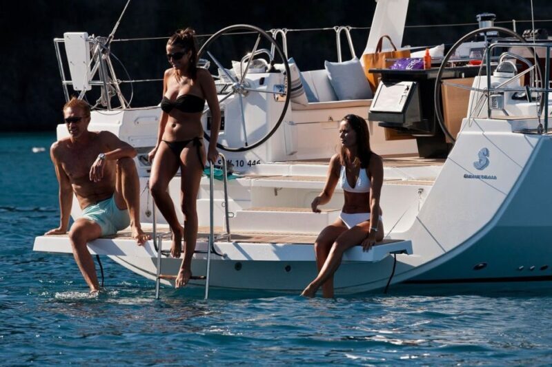 Santorini: Private Caldera Sailing Trip with Open Bar & Meal - Discover the Magic of Santorini’s Caldera on a Private Sailing Trip