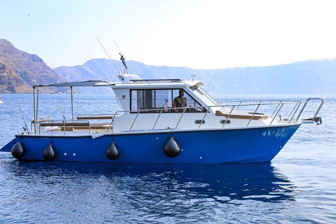 Santorini Private Cruise Sightseeing Tour with BBQ and Drinks - Exploring the Santorini private boat cruise experience