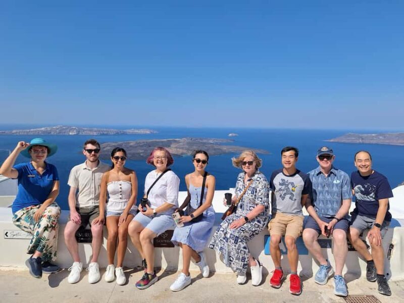 Santorini: Private Family Tour with Bilingual/Spanish Guide - What Makes This Tour Stand Out