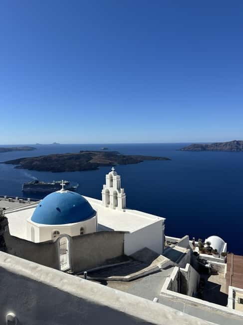 Santorini: Private Land Tour With a Local Driver - Detailed Breakdown of the Tour