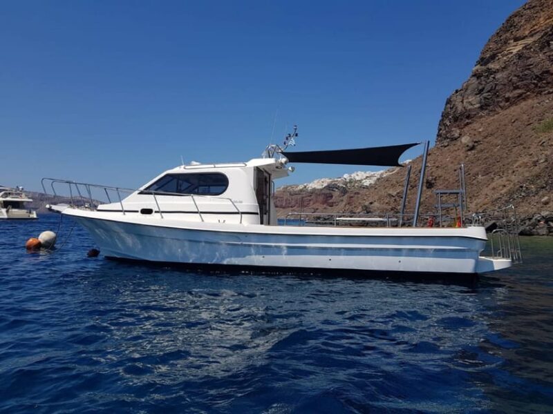 Santorini: Private Motorboat Cruise and Volcano Hike - FAQs