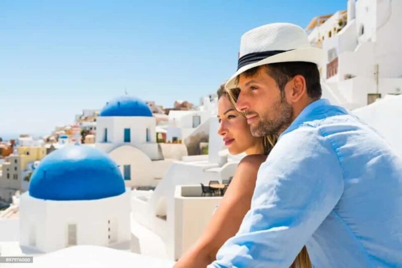 Santorini: Private Photoshoot in Oia, Imerovigli, or Fira - FAQ