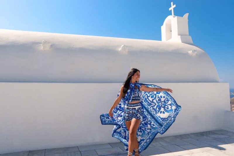 Santorini: Private Photoshoot Tour by a Pro Photographer - Practical Details: What You Need to Know