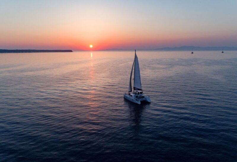 Santorini: Private Sunset Cruise with Dinner and Drinks - Key Points