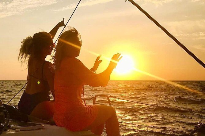 Santorini Private Sunset Sailing Tour with Dinner, Drinks &Transfer included - A Deep Dive into the Santorini Sunset Sailing Tour