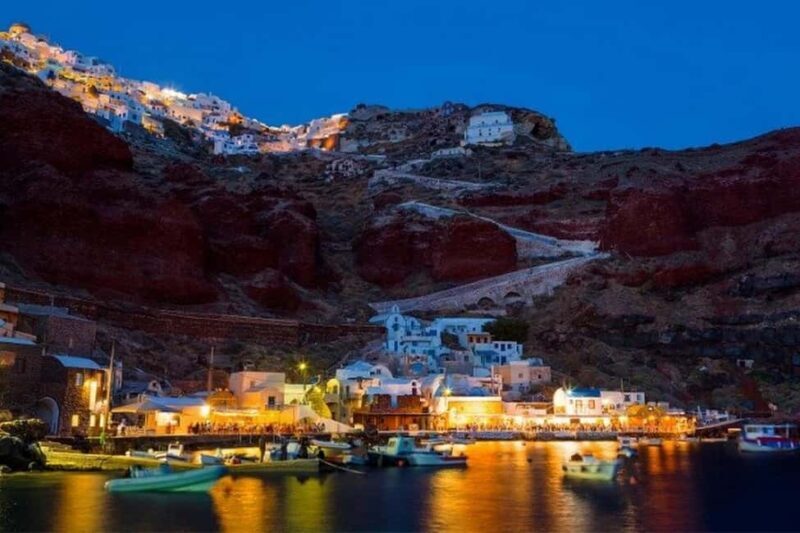 Santorini: Private Sunset Tour to Oia & Ammoudi Bay - Experience a Private Sunset Tour to Oia & Ammoudi Bay in Santorini