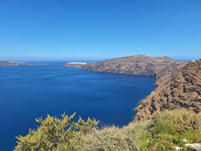 Santorini Private Tour: Hidden Gems & Wine Experience - The Heart of Santorini and Akrotiri Lighthouse