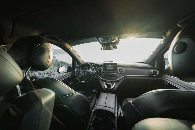 Santorini Private Transfer From and To Airport - Why Choose This Transfer? A Detailed Look