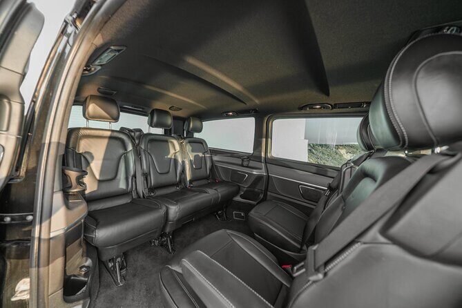 Santorini Private Transfer From and To Port - FAQ