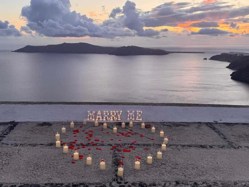 Santorini: Romantic Proposal with Caldera View - Frequently Asked Questions