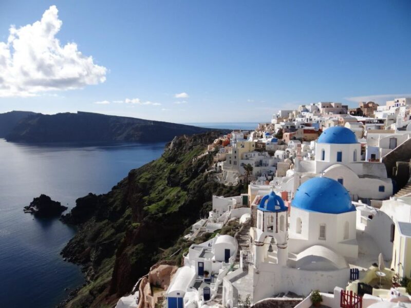 Santorini Small-Group Tour with Wine Tasting & Food Pairing - Exploring Santorini in a Day: A Deep Dive into the Tour Experience