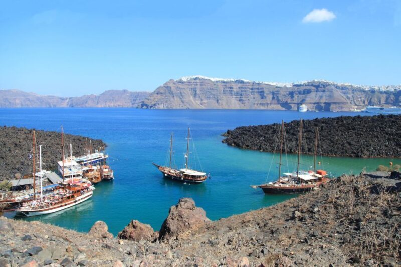 Santorini: Sunset Sailing Cruise, with Dinner and Drinks - FAQ