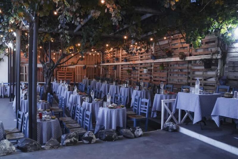 Santorini: The Greek Wedding Show - Key Points